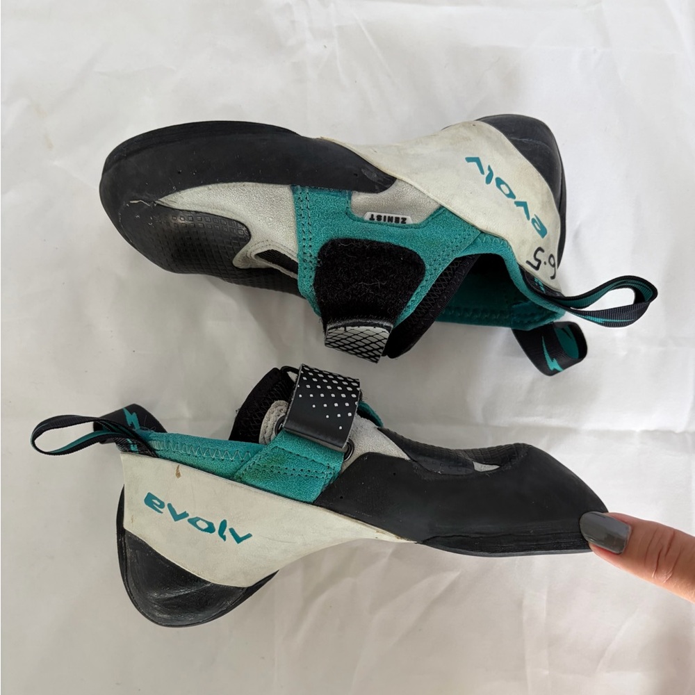 Evolv Zenist Rock Climbing Shoes Womens US 6.5 EU 37 Made in South Korea - Picture 4 of 11